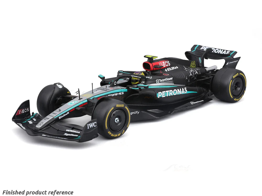 Bburago Mercedes-AMG Petronas F1 W15 Lewis Hamilton #44 – 1:24 Scale Die-Cast Metal Kit