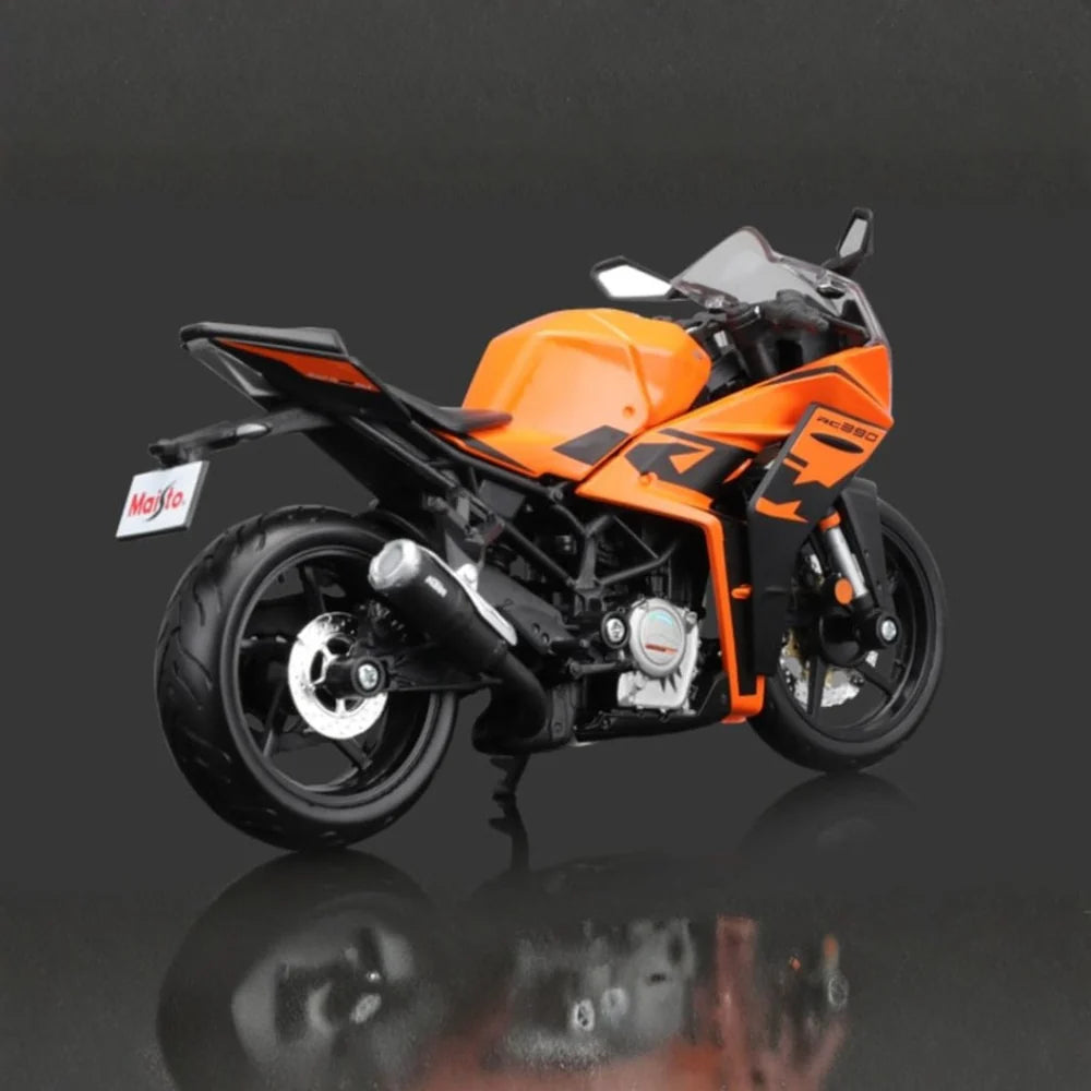 Maisto KTM RC 390 – 1:12 Scale Die-Cast Motorcycle Model
