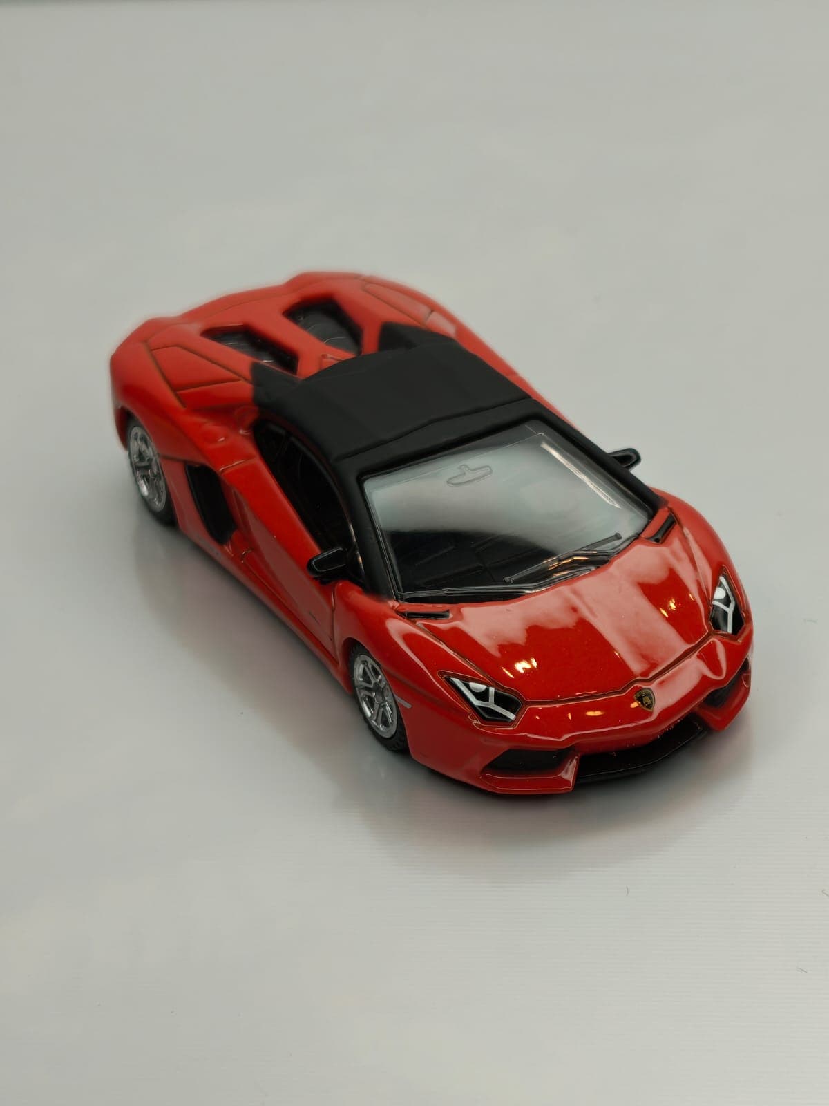 CCA Lamborghini Aventador Roadster – 1:64 Scale Diecast Model