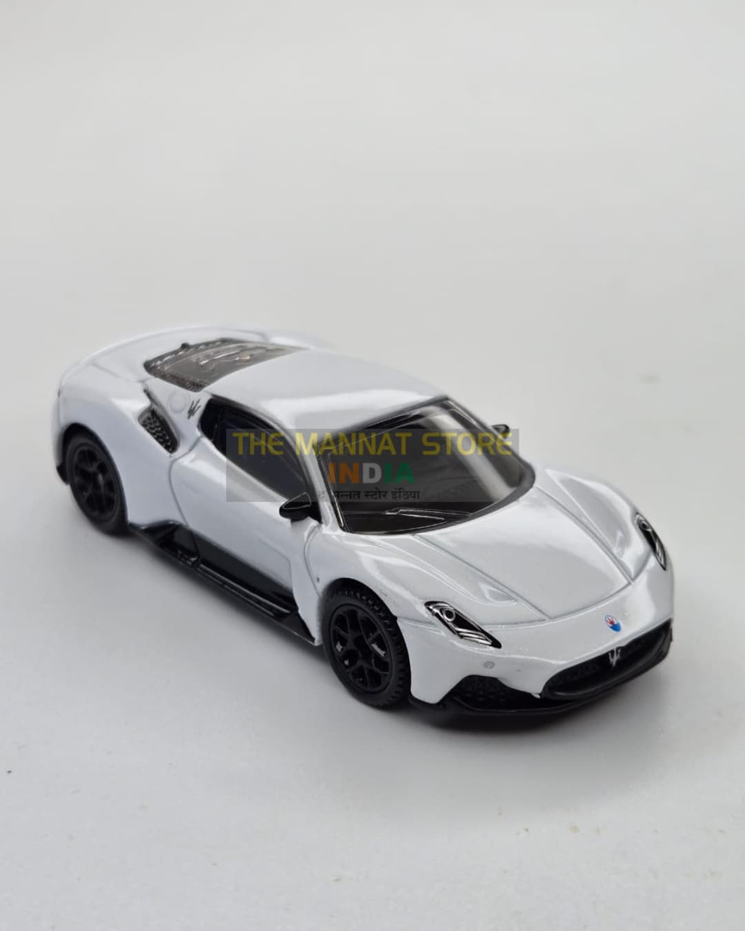 CCA Maserati MC20 White – 1:64 Scale Diecast Model