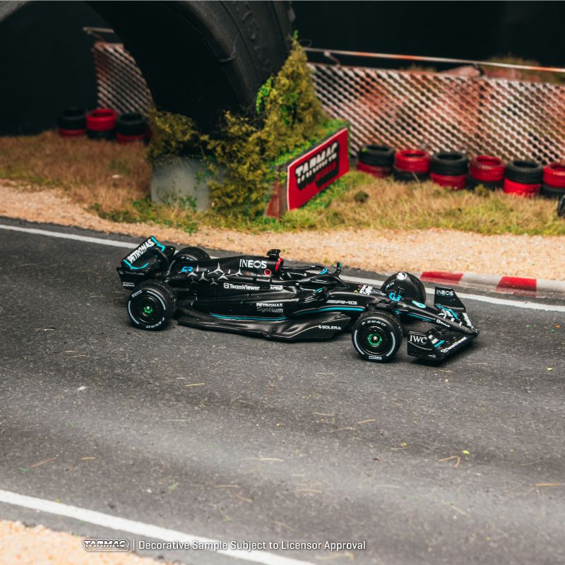 Tarmac Works Mercedes-AMG F1 W14 E Performance Italian Grand Prix 2023 George Russell – 1:64 Scale Diecast Model