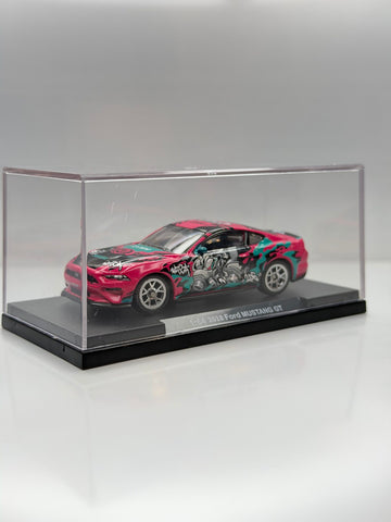 CCA 2018 Ford Mustang GT (Acrylic Display Case) – 1:64 Scale Diecast Model