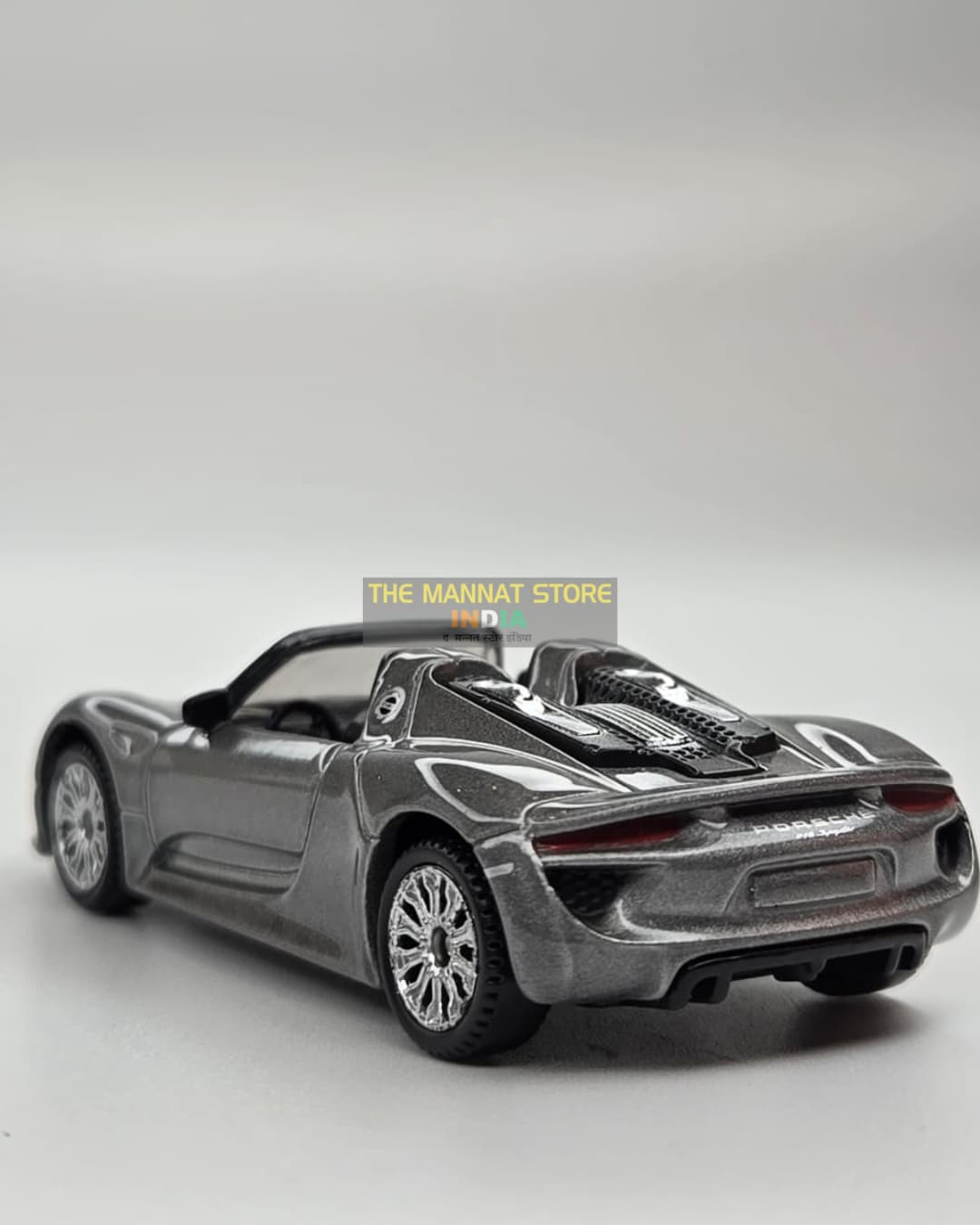 CCA Porsche 918 Spyder Grey – 1:64 Scale Diecast Model