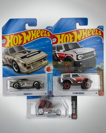 Hot Wheels 2026 M Case Set – Mazda RX-7, '21 Ford Bronco + 1 Fantasy Casting