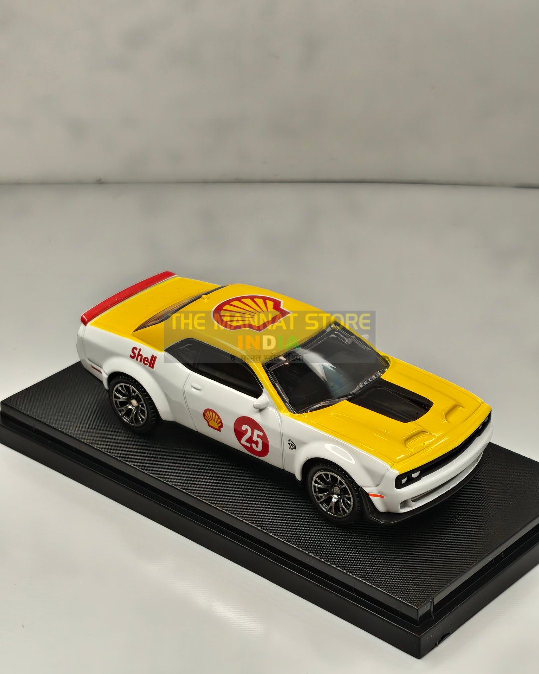 CCA 2022 Dodge Challenger SRT Jailbreak – 1:64 Scale Diecast with Acrylic Case