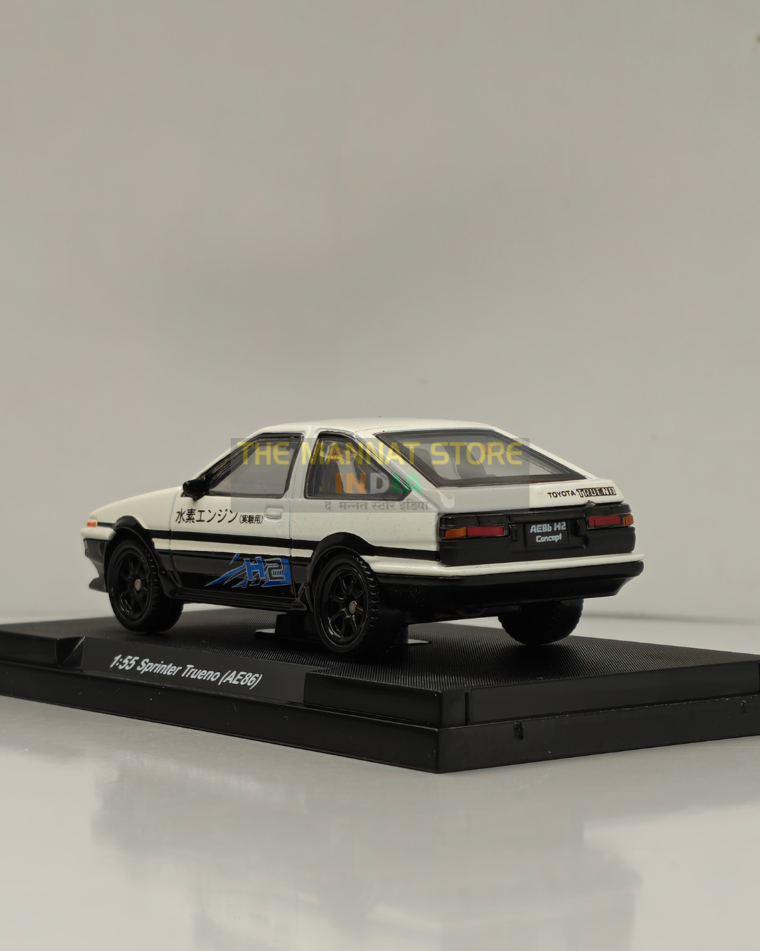 CCA Toyota Sprinter Trueno (AE86) – 1:64 Scale Diecast with Acrylic Case