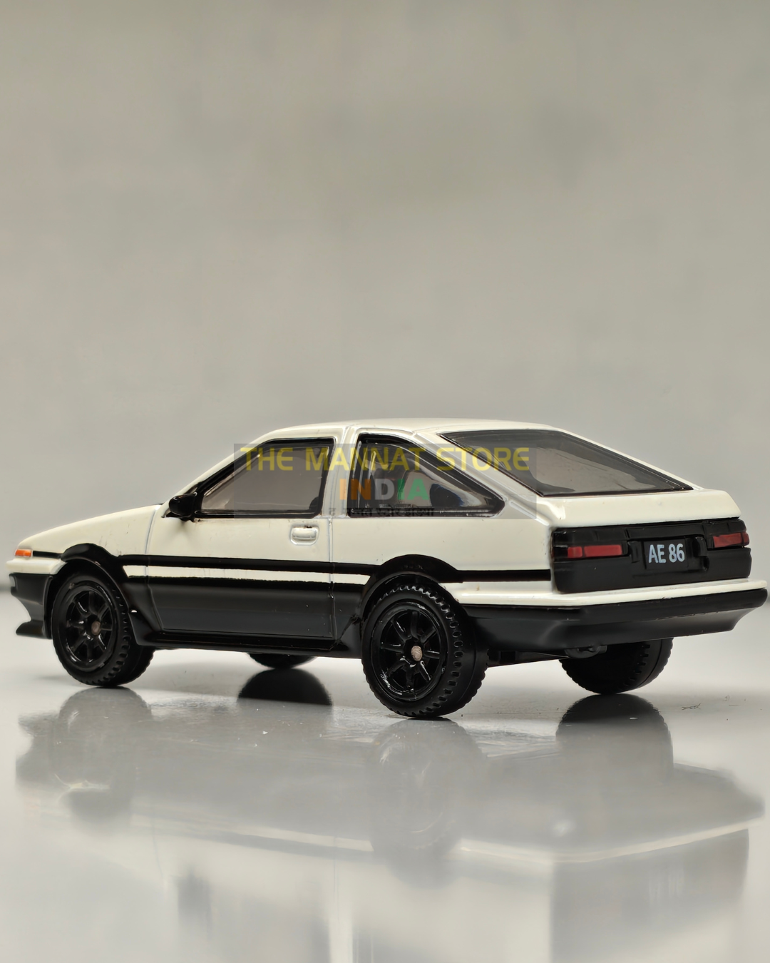 Toyota Sprinter Trueno (AE86) – 1:64 Scale Diecast Model