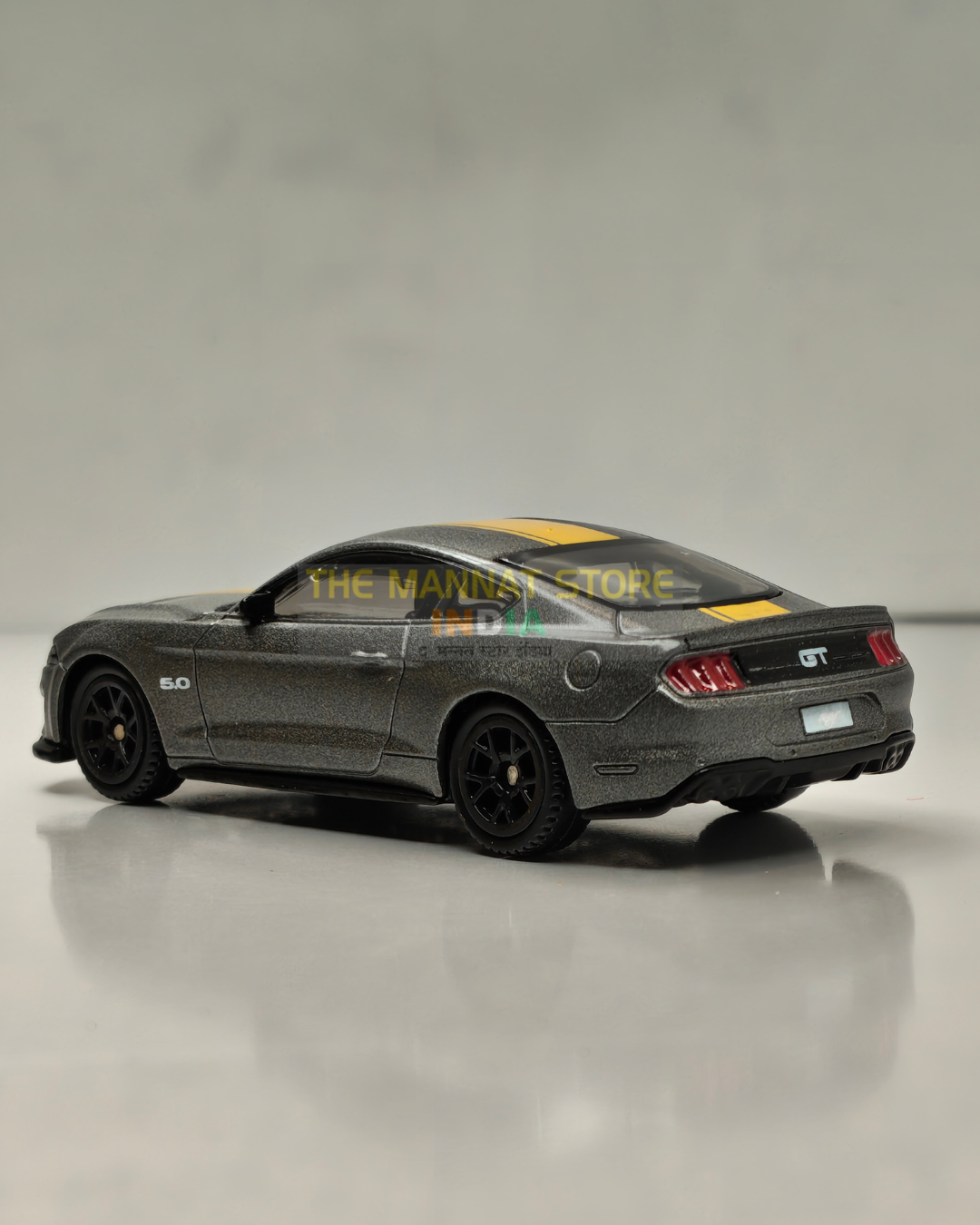 Ford Mustang GT Grey – 1:64 Scale Diecast Model