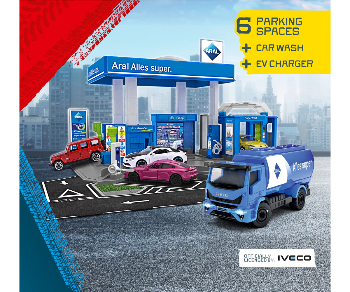 Majorette Petrol Station Aral + 1 Vehicle | Die-Cast Playset