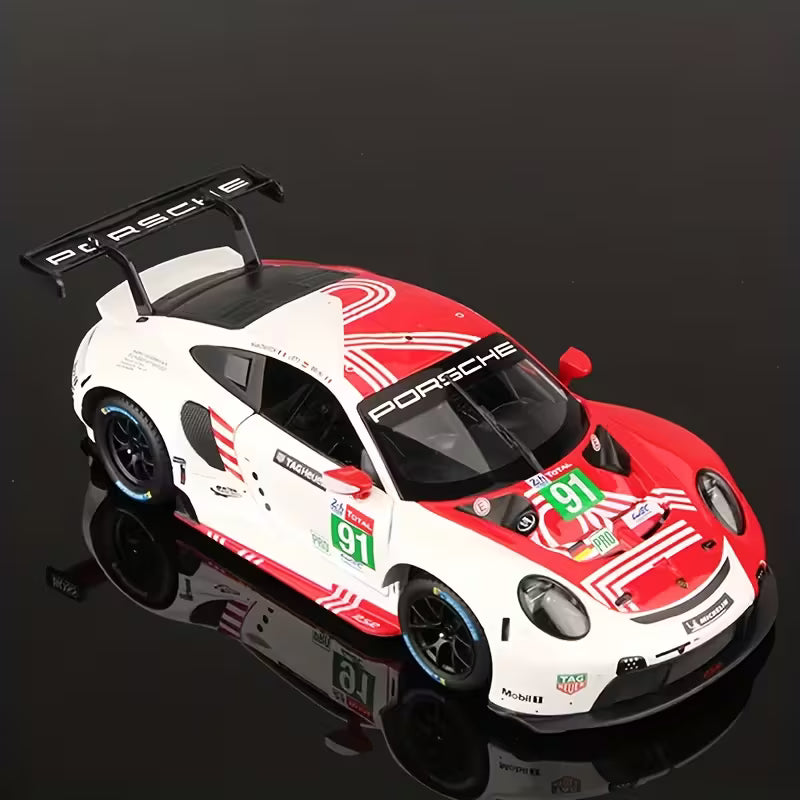 Bburago Porsche 911 RSR Race Edition – 1:24 Scale Die-Cast Model
