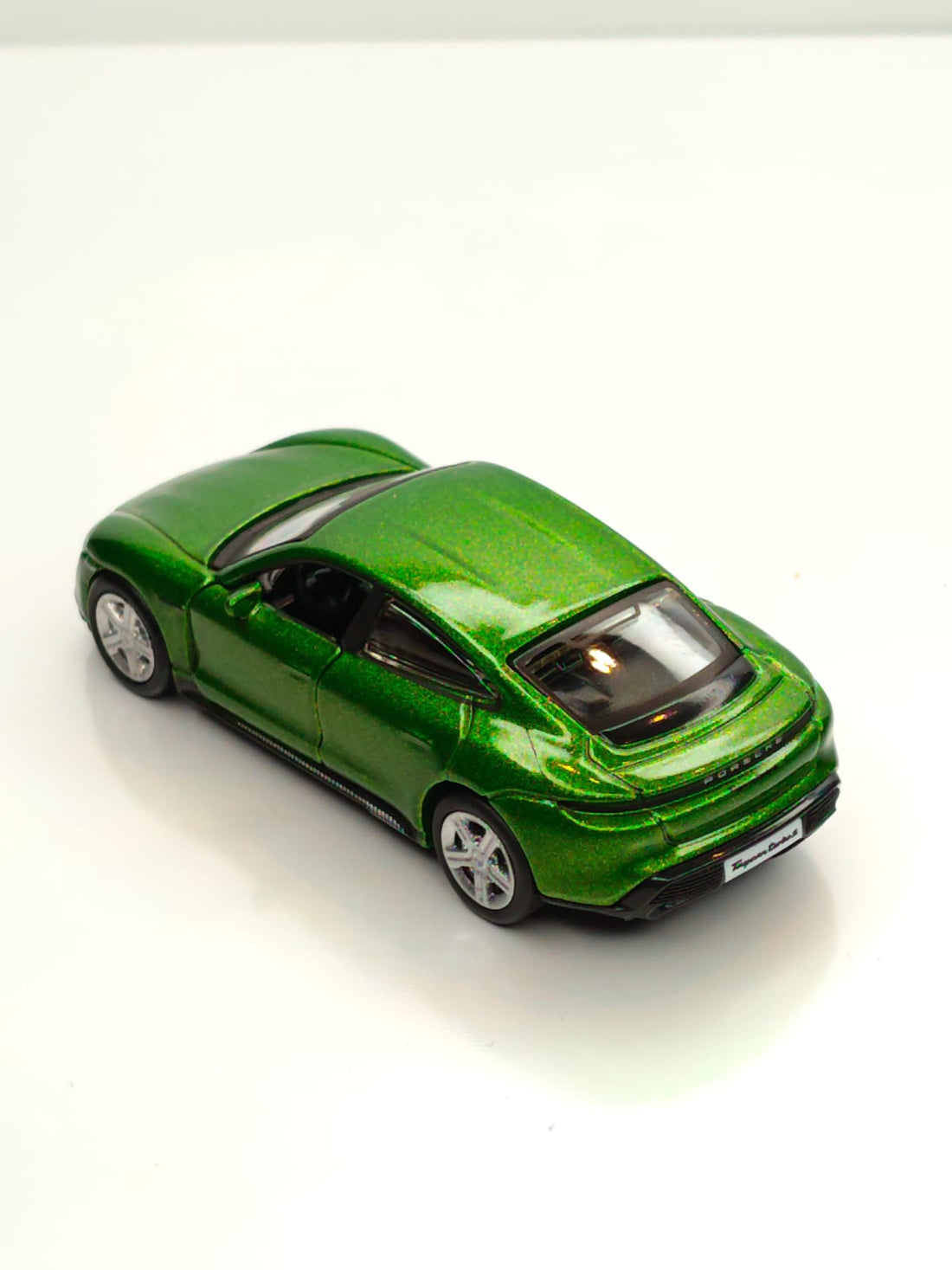 Bburago Porsche Taycan Green – 1:64 Scale Die-Cast Model