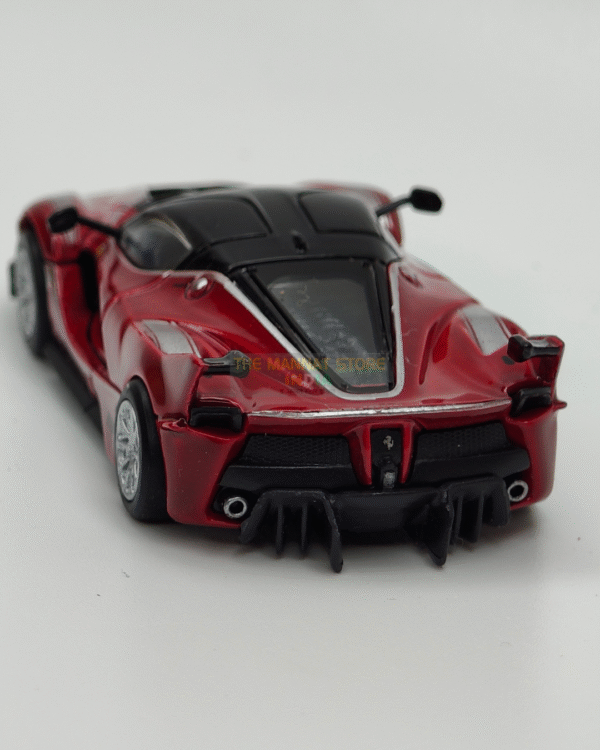 Bburago Ferrari FXX K – 1:64 Scale Die-Cast Model Car - Image 3