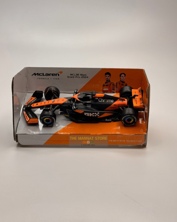Bburago - 1:43 Diecast Scale Model - 2024 McLaren - Image 2