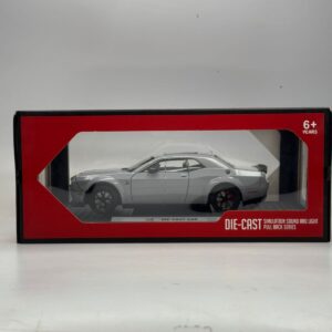 1:24 Scale Diecast Model Car – Pullback with Openable Doors