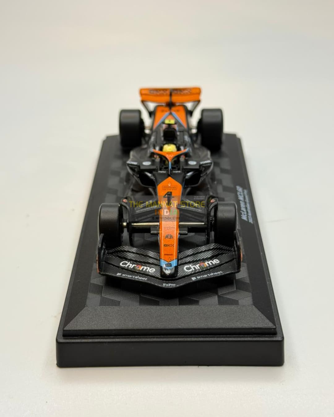 CCA 1:43 McLaren MCL38 – Lando Norris #4 (2024 Season) with Acrylic Display Case - Image 3