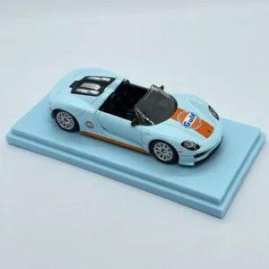 CCA Gulf Porsche 918 Spyder Scale Model Car With Acrylic Case