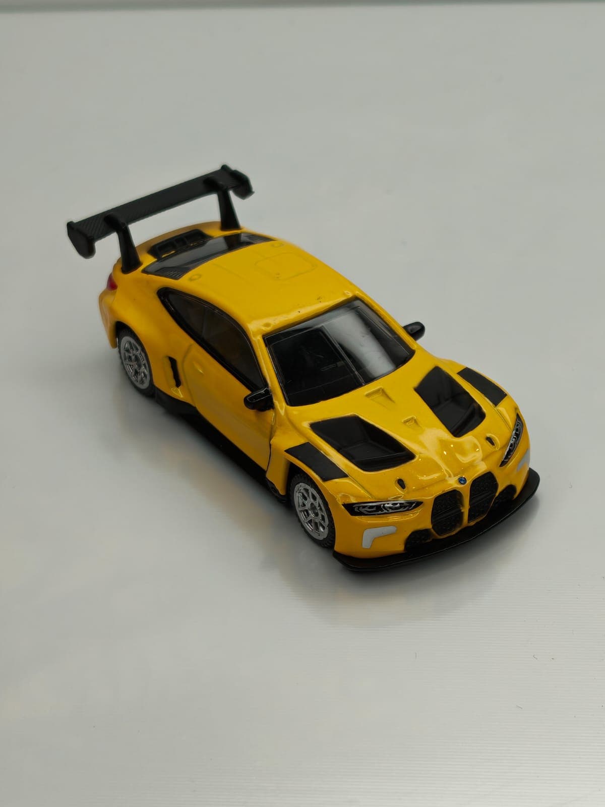 CCA BMW M4 GT3 1:64 SCALE NO: S04-01 (YELLOW) - Image 2