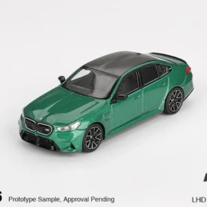 Mini GT #1086: BMW M5 Isle of Man Green Metallic