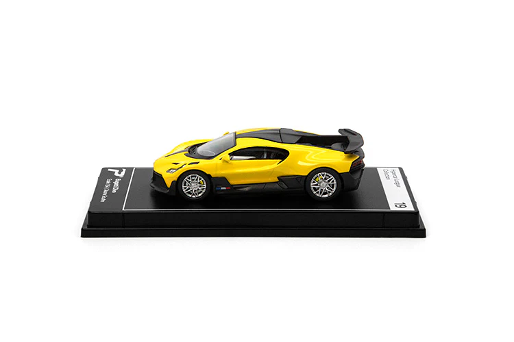 H19 - Bugatti Divo (Jaune Soufre) - Image 3